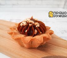 Корзинка с вареной сгущенкой