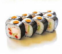 Ролл с копченой курицей