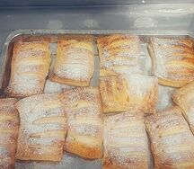 Слойка с творогом