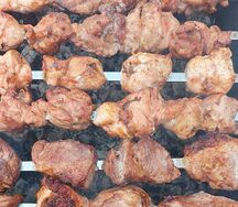 Шашлык из cвинoго карбонада, окорока