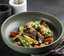 Салат с куриной печенью