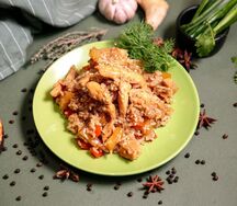 Курица с ананасами в тайском соусе