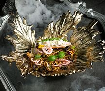 Спагетти с крабом и рапаном