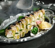 Ролл с масляной рыбой и креветкой