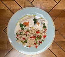 Треска с рисом и овощами
