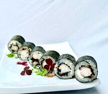 Классический ролл с креветкой