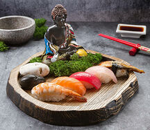 Суши с креветкой