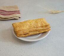 Слойка с мясом