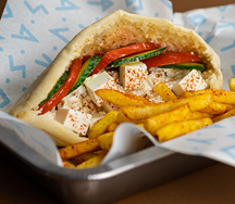 Гиро с огурцом и фетой