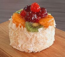 Пирожное Фруктовый пенек с маскарпоне