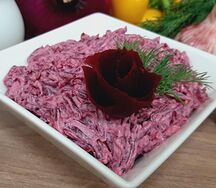 Свекла с чесноком