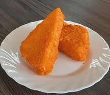 Сыр моцарелла, жаренный в панировке