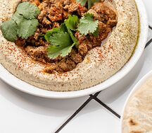 Хумус с мясом