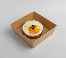 Бифштекс с яйцом