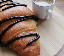 Круассан с шоколадным трюфелем