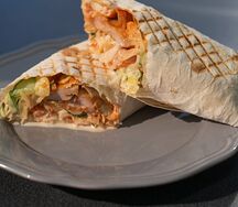 Шаурма куриная на углях острая