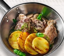 Медальоны из двух видов мяса