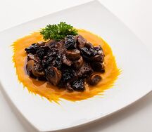 Говядина с соусом манго