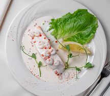 Стейк из семги под сливочным соусом