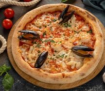 Пицца с морепродуктами