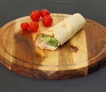 Тортилья с копченой куриной грудкой
