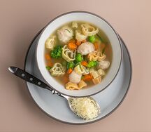 Суп-лапша с фрикадельками 