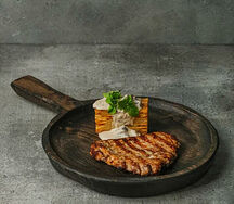 Стейк из филе индейки с картофельным гратеном