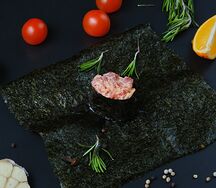 Гункан с тунцом