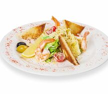 Цезарь с тигровыми креветками