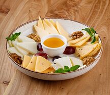 Сырная тарелка