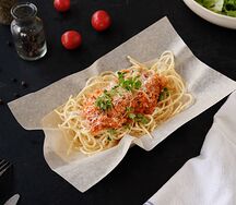 Спагетти с соусом болоньезе из нежного фарша из индейки