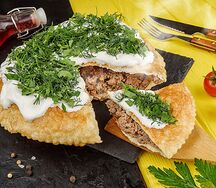 Чебурек-пирог с мраморной говядиной