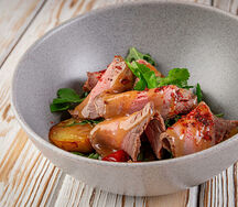 Салат с ростбифом