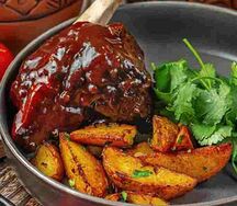 Запечённая баранья голяшка