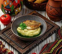 Судак с картофельным пюре