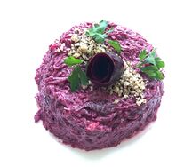 Салат из свеклы с черносливом