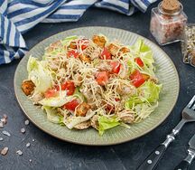 Цезарь с курицей