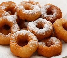 Пончики советские с сахарной пудрой