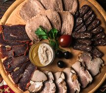 Мясное ассорти по-домашнему