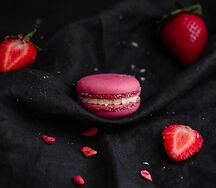 Макарон клубника-кокос