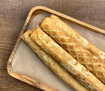 Трубочка со сгущенным молоком