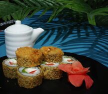 Жареный ролл Эби темпура