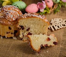 Краффин пасхальный с клюквой