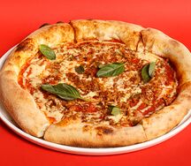 Мясная со свининой и пепперони