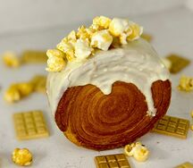 Сюпрем с соленой карамелью