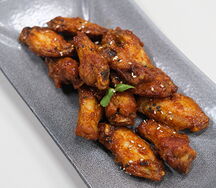 Крылышки с острой глазировкой из соуса кимчи