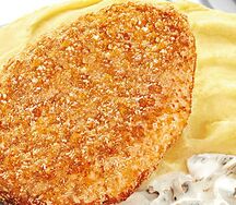 Куриная котлета с моцареллой и картофельным муссом