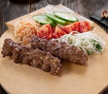 Люля-кебаб из говядины с грецким орехом