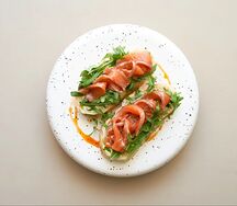 Хрустящий тост с форелью