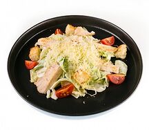 Цезарь с курицей
